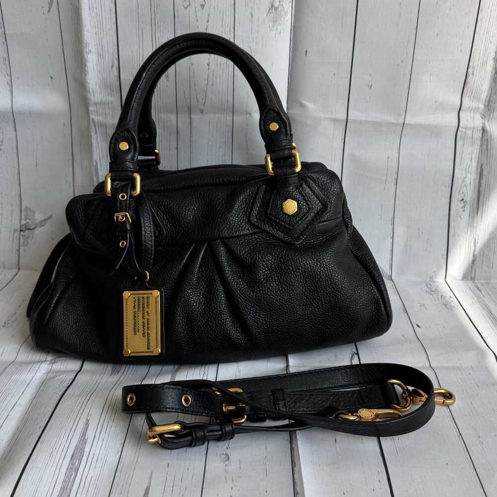 EUC - Marc by Marc Jacobs Classic Q Baby Groovee - Black